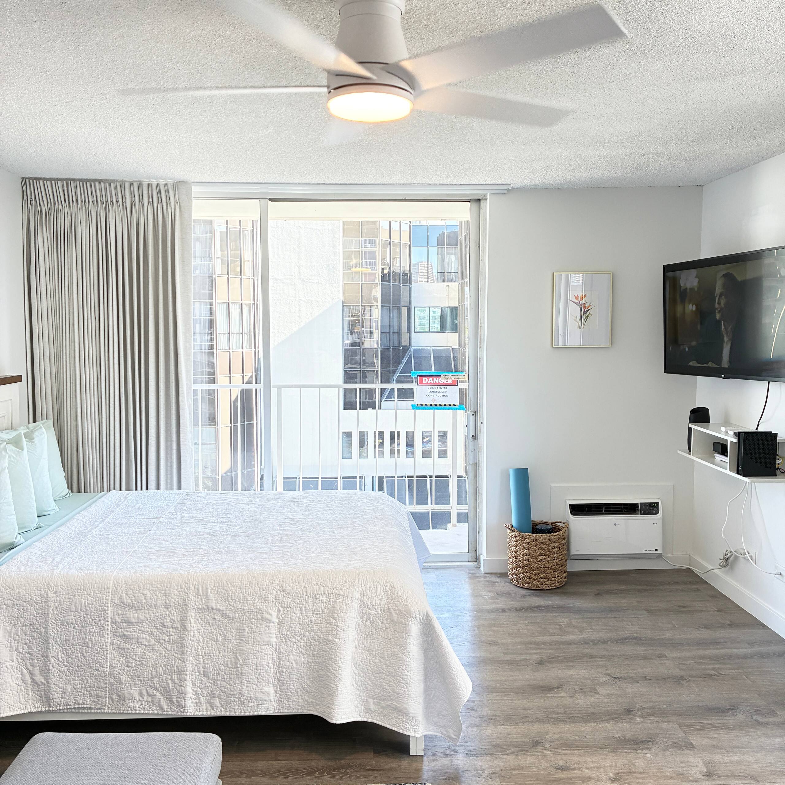 Condo in Honolulu · ★5.0 · Studio · 1 bed · 1 private bath - Image 10