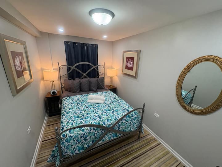 Slaapkamer op tuinniveau. 