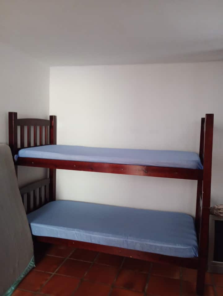 غرفة النوم 2