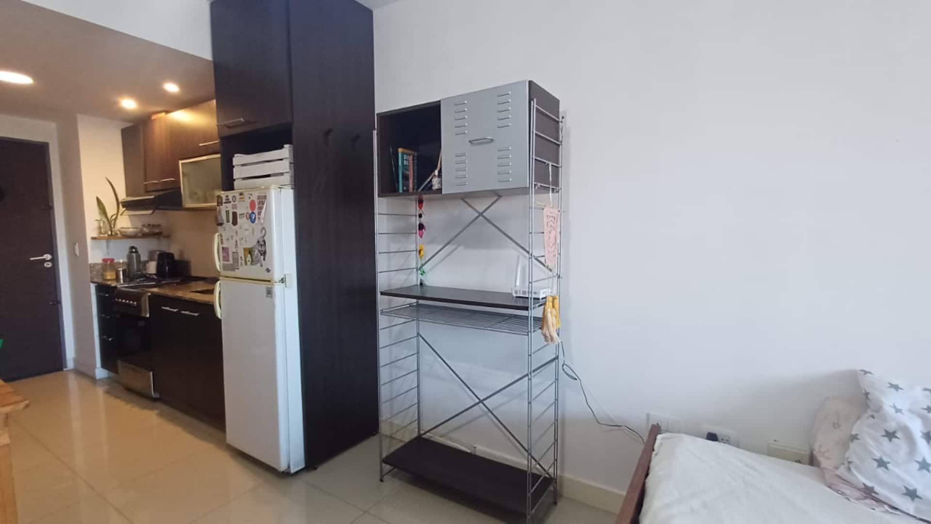 Kitnet com varanda em Chacarita