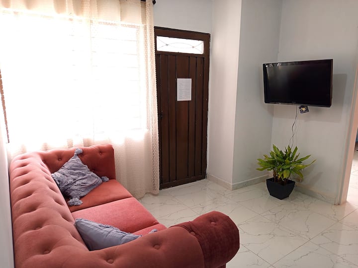 Casa Amplia Para 12 Personas - Medellín, Colombia