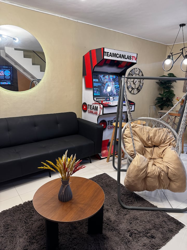 Smart Home + Jacuzzi Near Clark Airport - Mabalacat