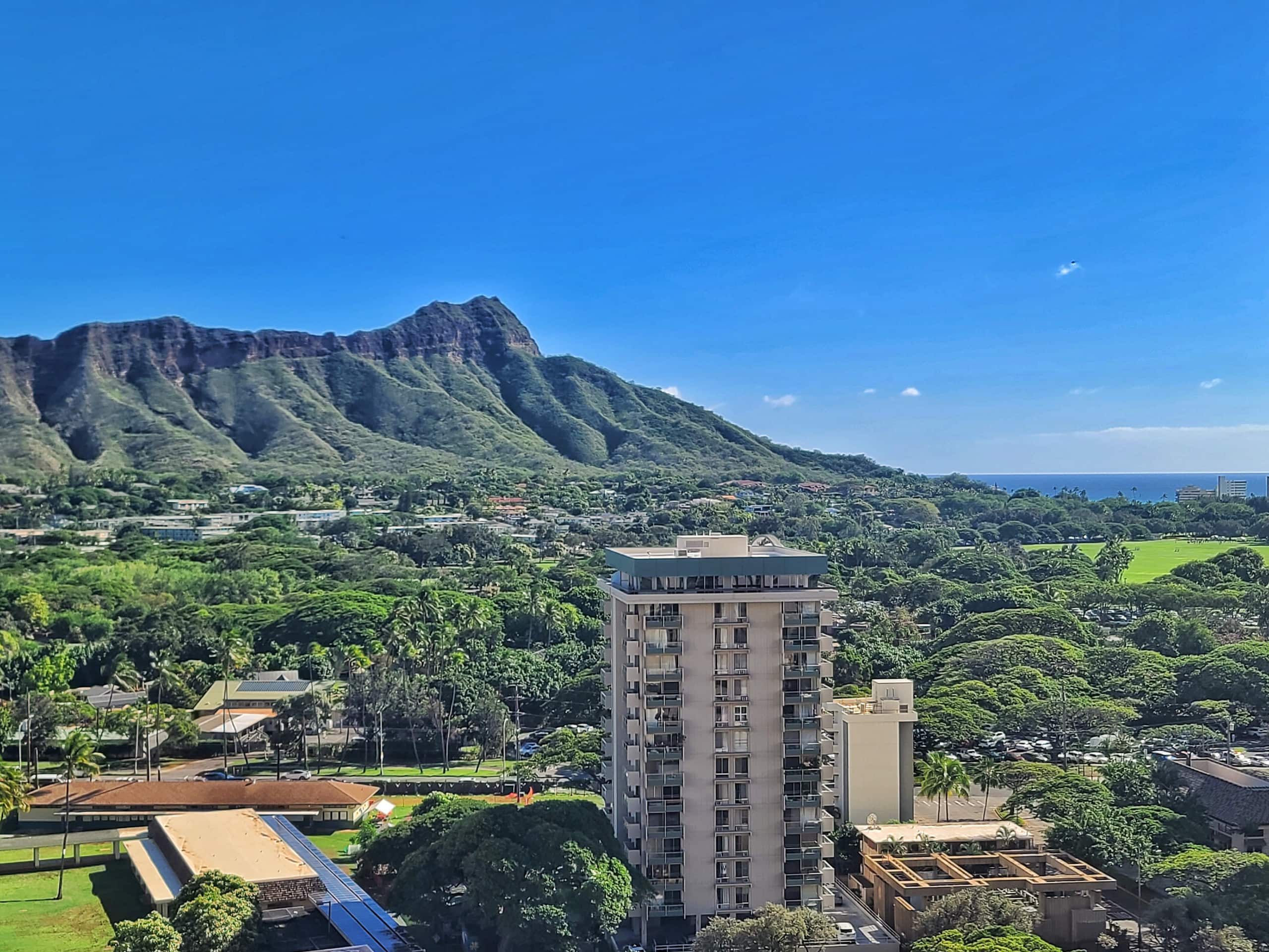 Condo in Honolulu · ★4.79 · 1 bedroom · 4 beds · 1 private bath - Image 24