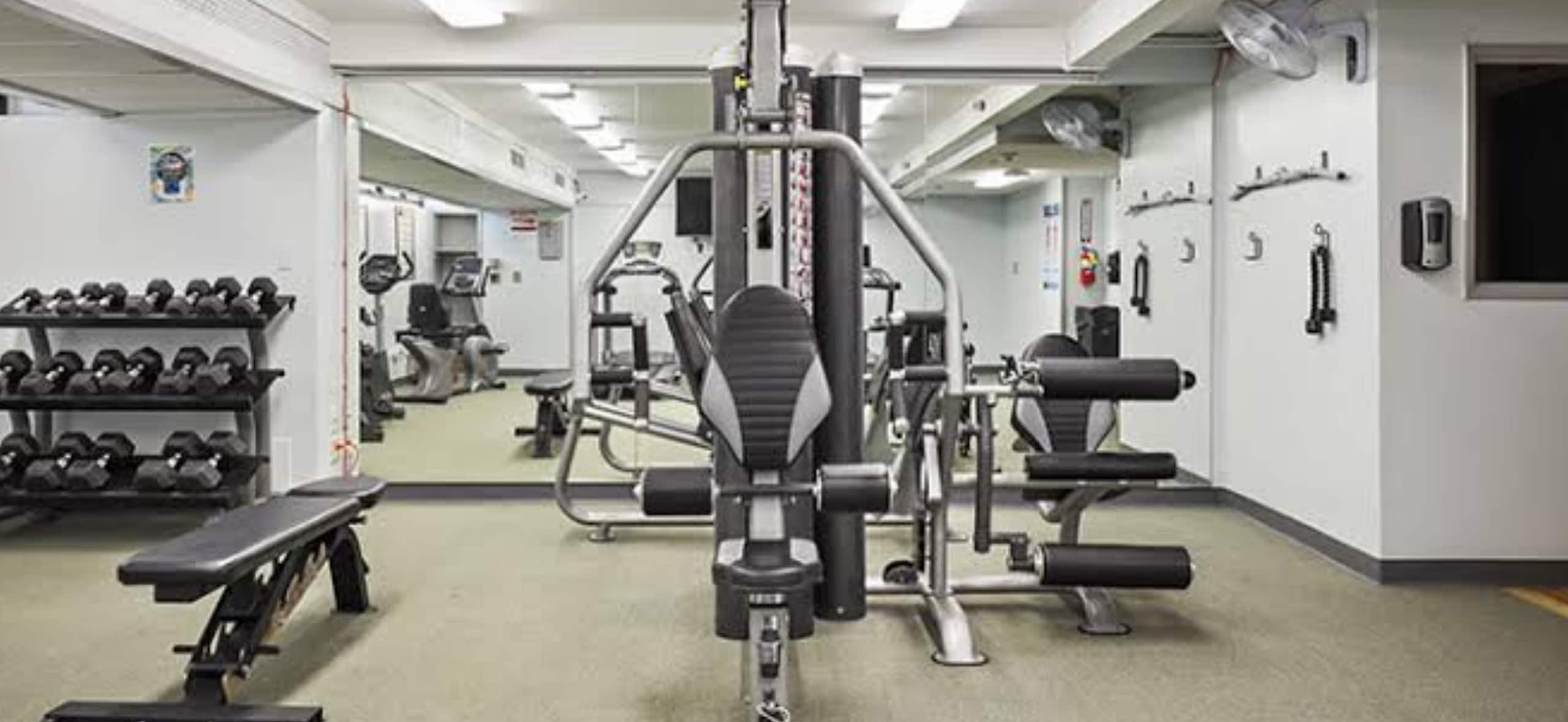 Condo in Honolulu · ★4.79 · 1 bedroom · 4 beds · 1 private bath - Image 25