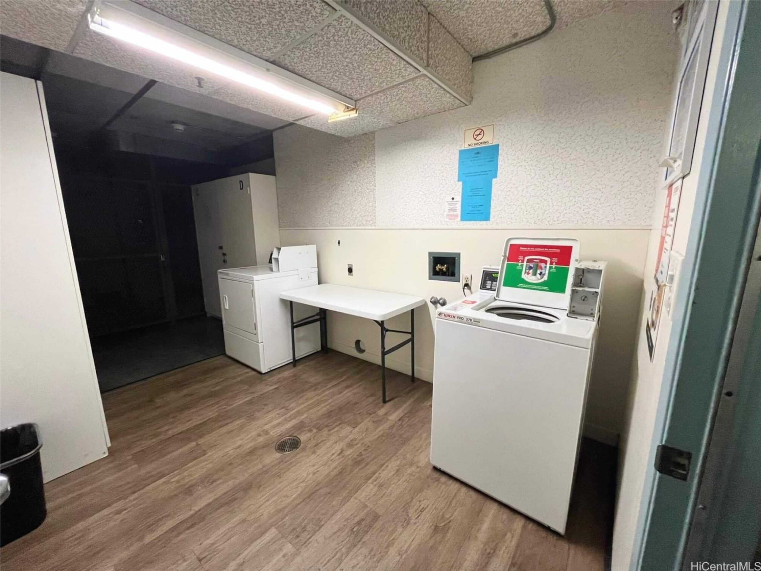 Newly Renovated Waikiki 1 Bedroom in Nice Location - Image 21