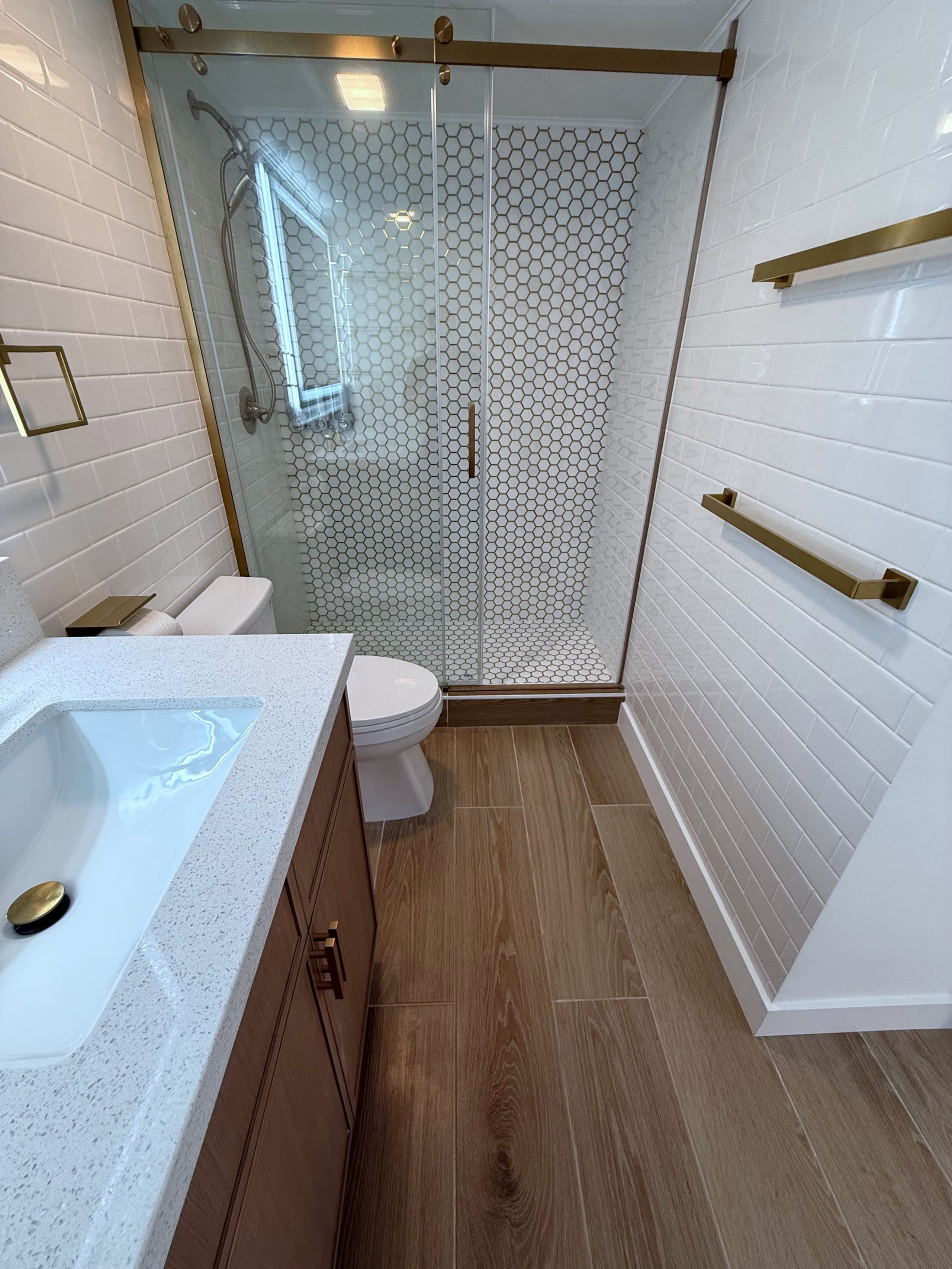 Newly Renovated Waikiki 1 Bedroom in Nice Location - Image 8