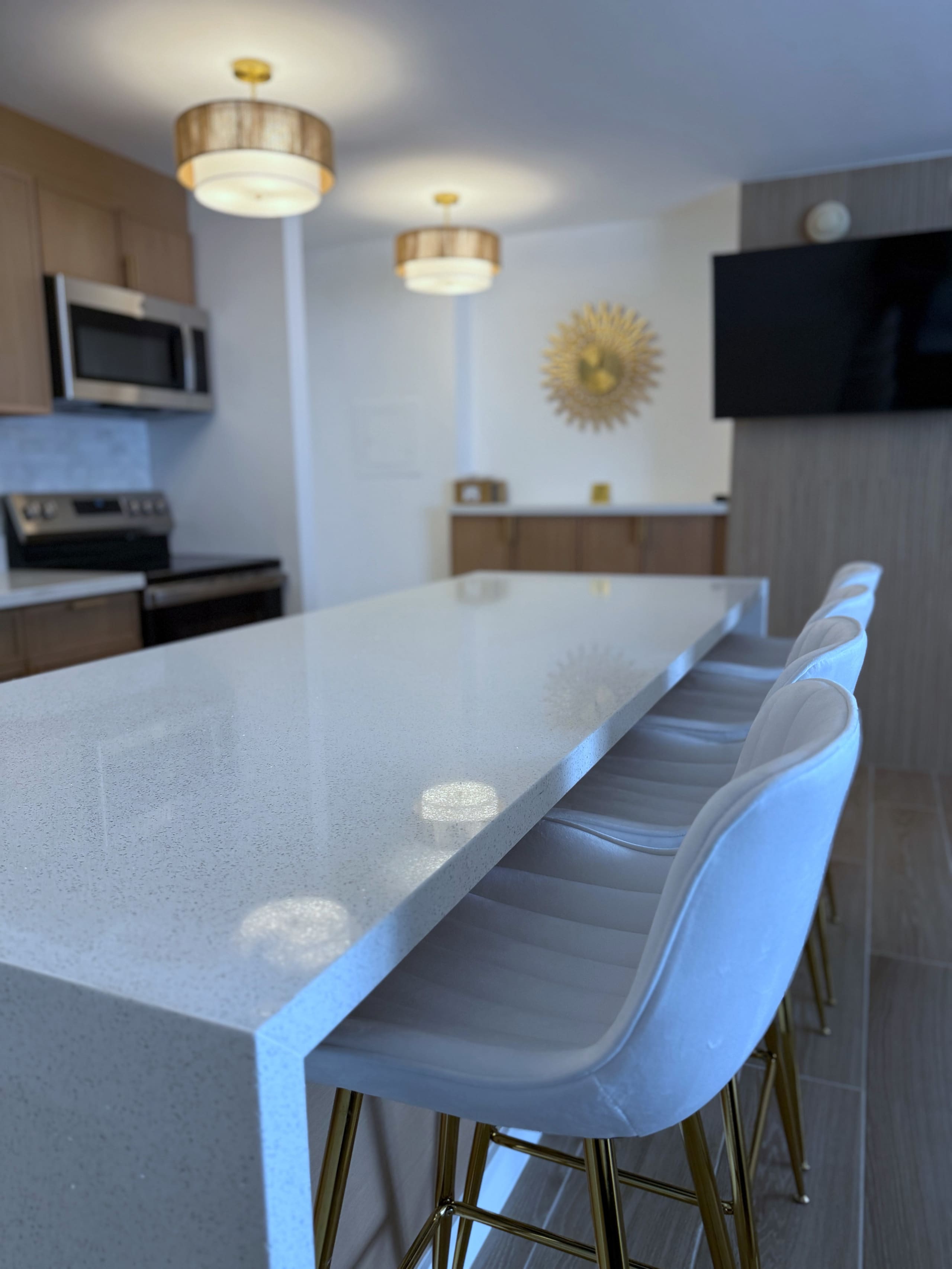 Newly Renovated Waikiki 1 Bedroom in Nice Location - Image 5