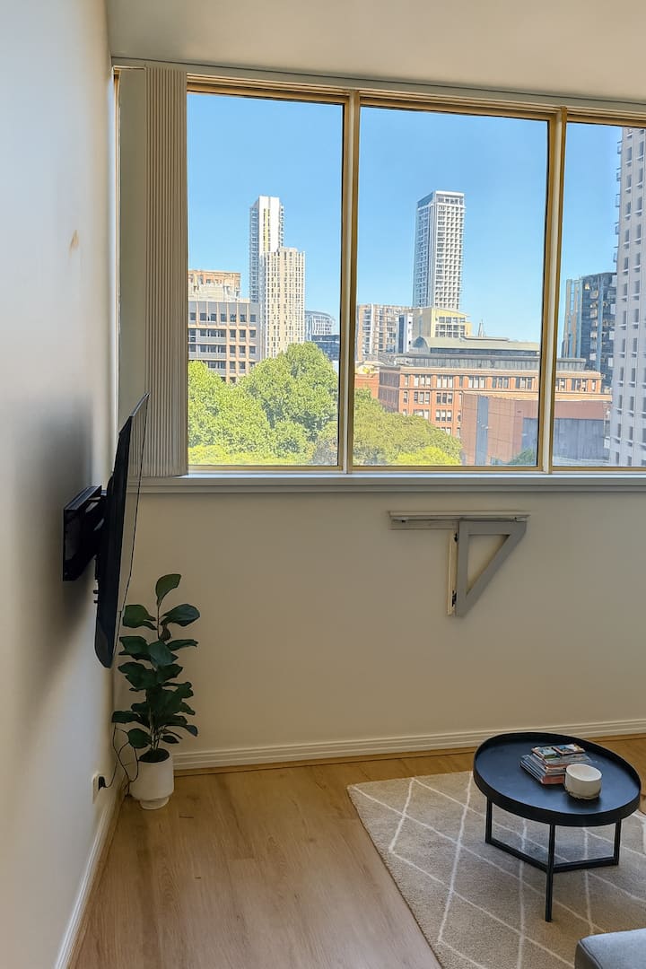 Bright & Central Surry Hills Apt. With City Views - Surry Hills