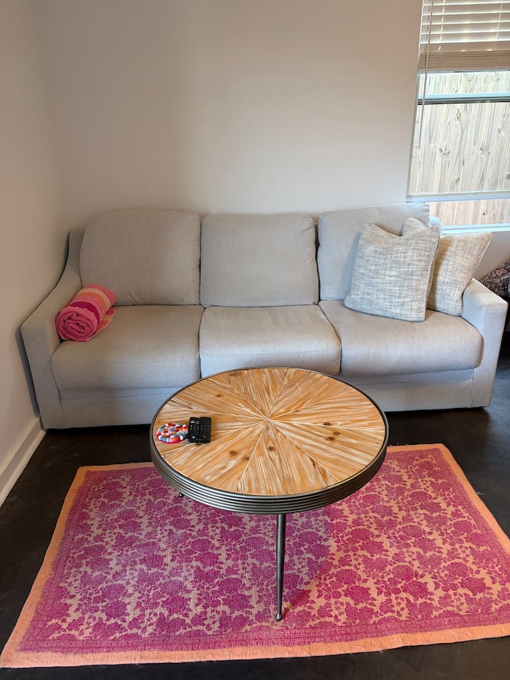 Backyard Casita - Northeast Dallas - Garland, TX