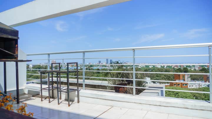 Vista Abierta + Parrilla |  Balcón Grande - Montevideo