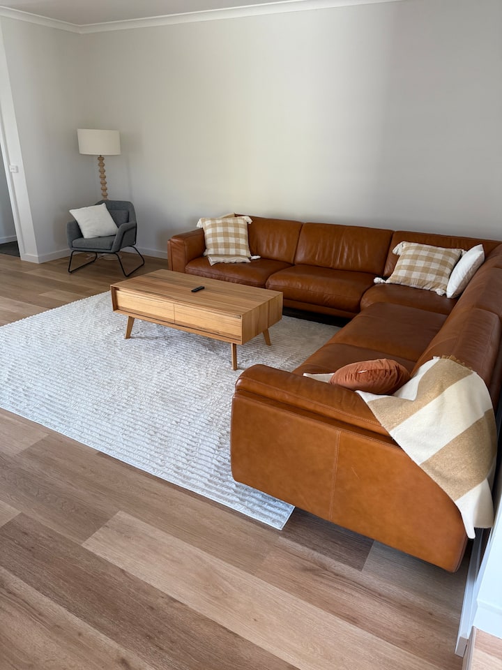 Generous 5br Beach Retreat - St Leonards Beauty - 포탈링턴
