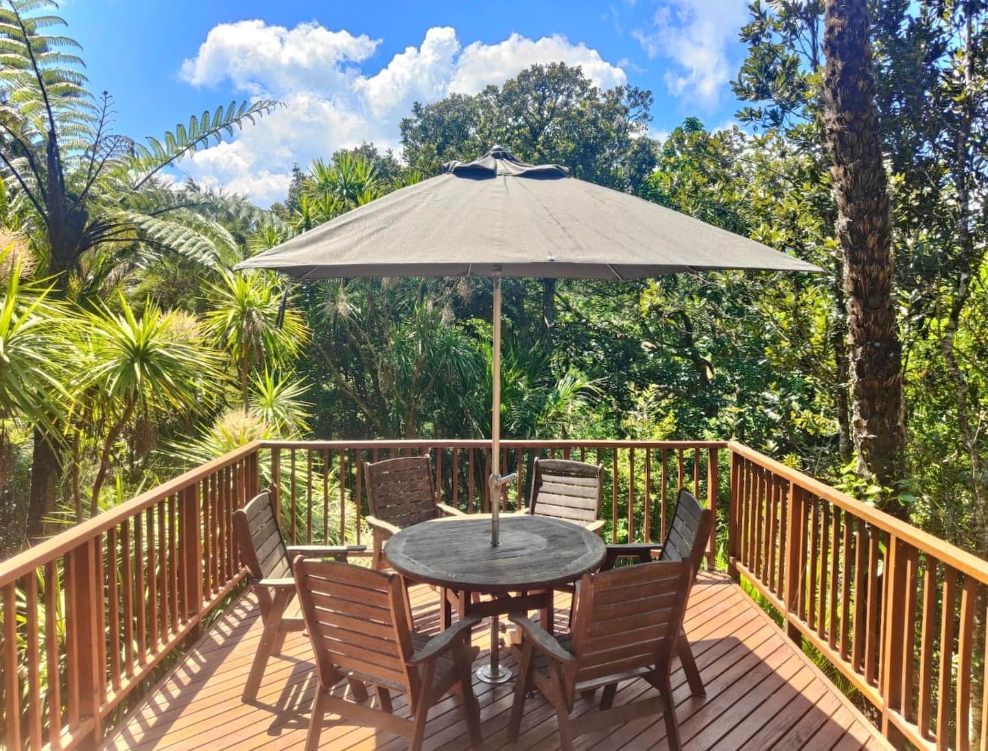 Karekare Native Bush Retreat - 8 Mins From Beach 3