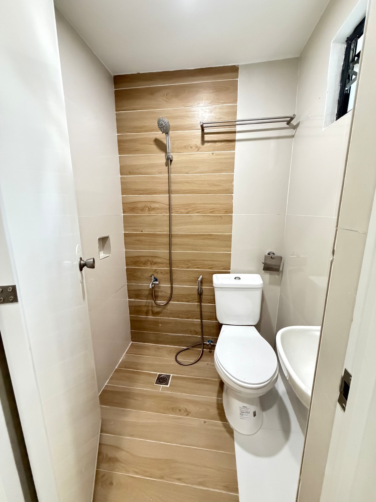 Cozy transient room within the city. - Houses for Rent in City of Davao ...