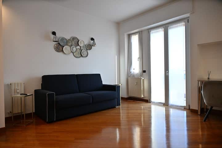 Appartamento 6 Posti Letto 8 Minuti Mm1 Bisceglie. - Assago
