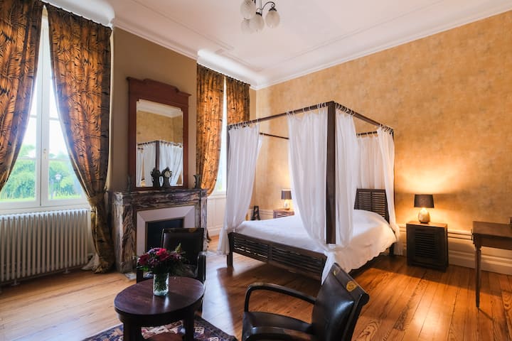 Chambre 3 Pers Insolite Château Piscine - Linxe