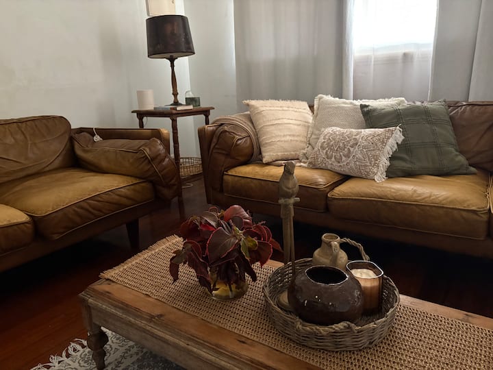 Welcome To Your Bespoke Cottage - 제럴턴