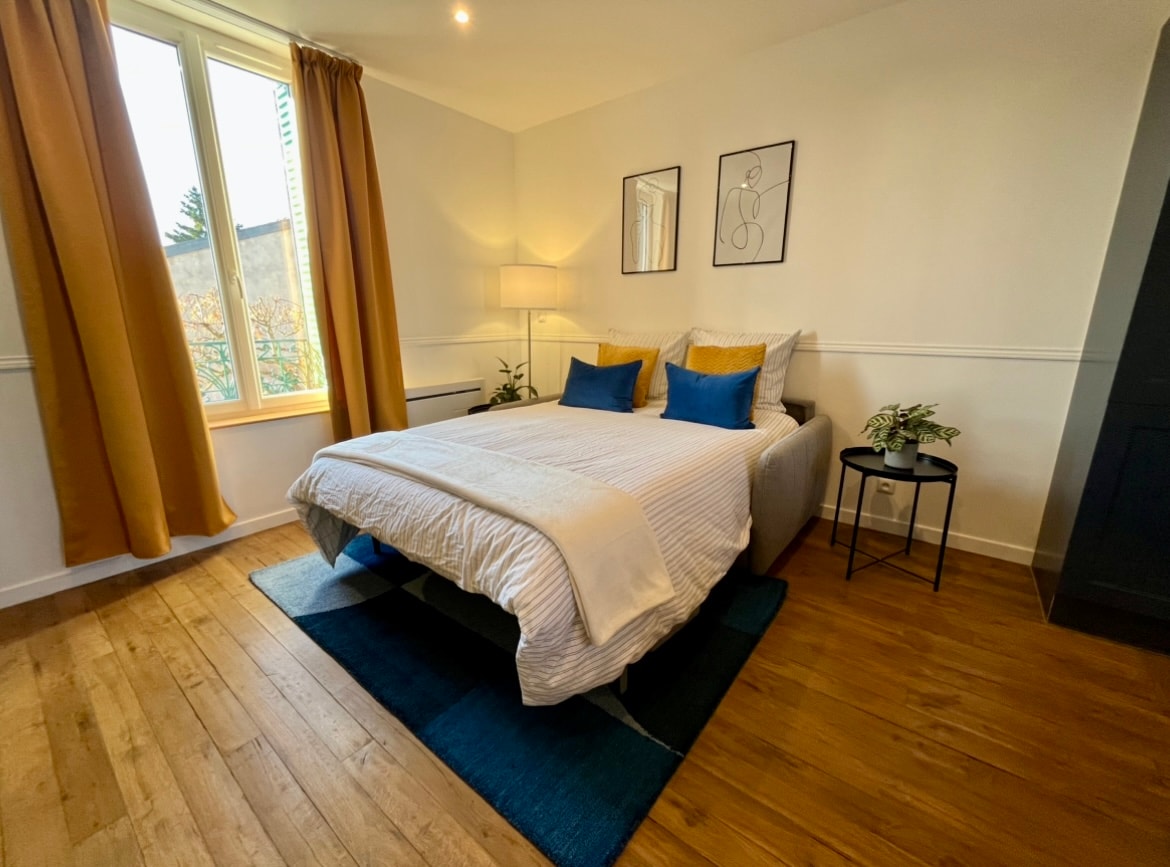 Top Airbnb: Elegant Apartment • 20 min Disney Paris • Parking in Meaux