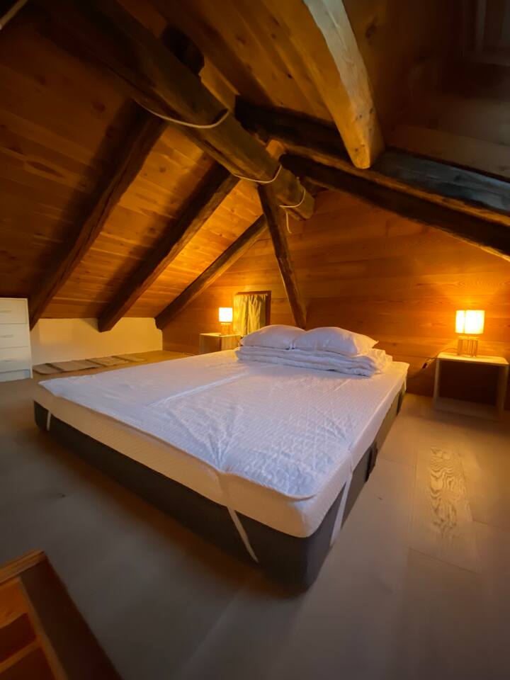 Dhomë gjumi 4