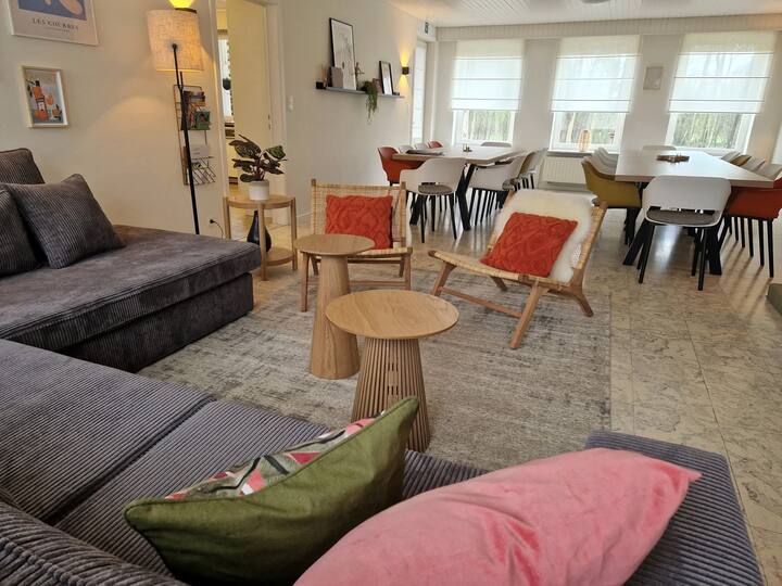 Vakantiewoning Parkvilla Met Grote Tuin (30 Pers.) - Beringen