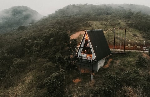 Top performing Airbnb: Cabana do Alto in Duque De Caxias