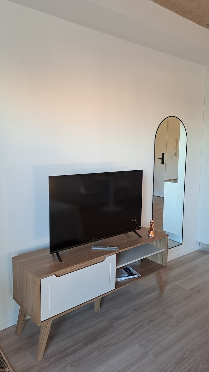 Brand new studio apartment with pool and gym in Colegiales