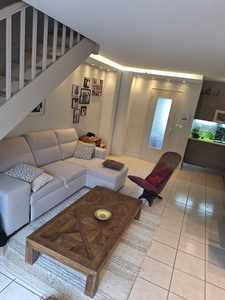 Maison Ker Mor, Arzon, Bretagne. 
70 M De La Plage - Port Navalo