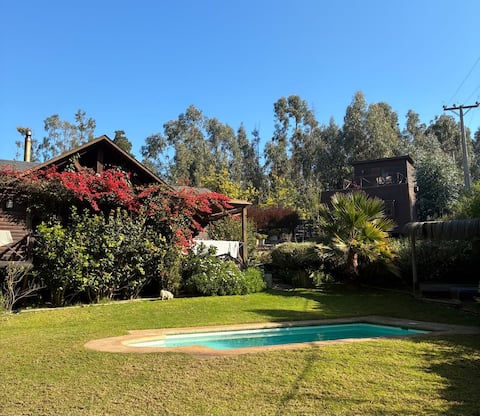Main house with extra cabin in Maitencillo