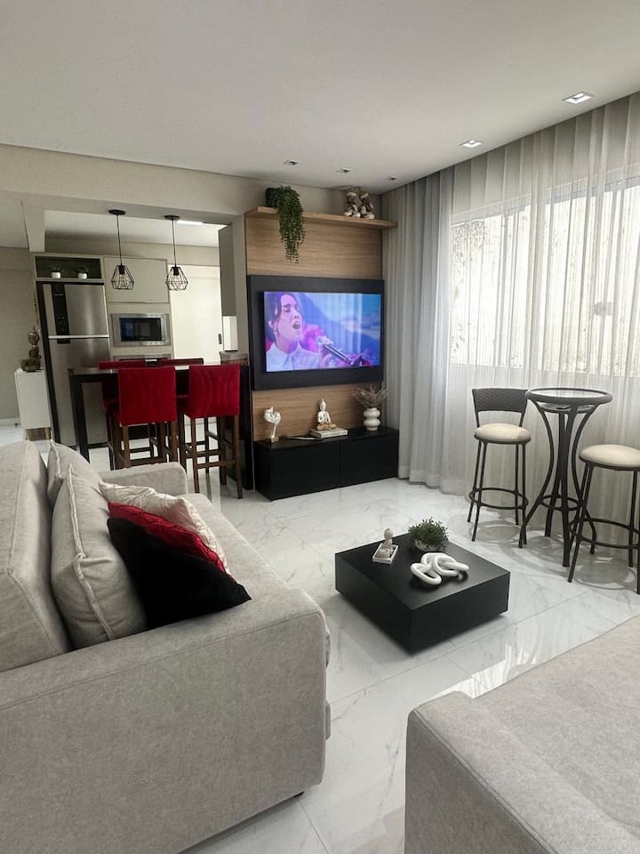 Apto Av Atlântica
Beira Mar  De Balneário Camboriú - Balneário Camboriú