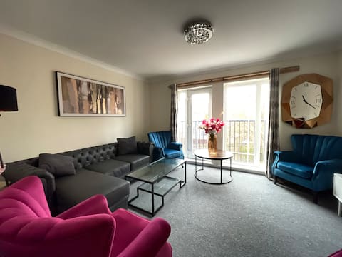 Top performing Airbnb: Manchester 4 Bed Home Near City Centre & Trafford in Hulme