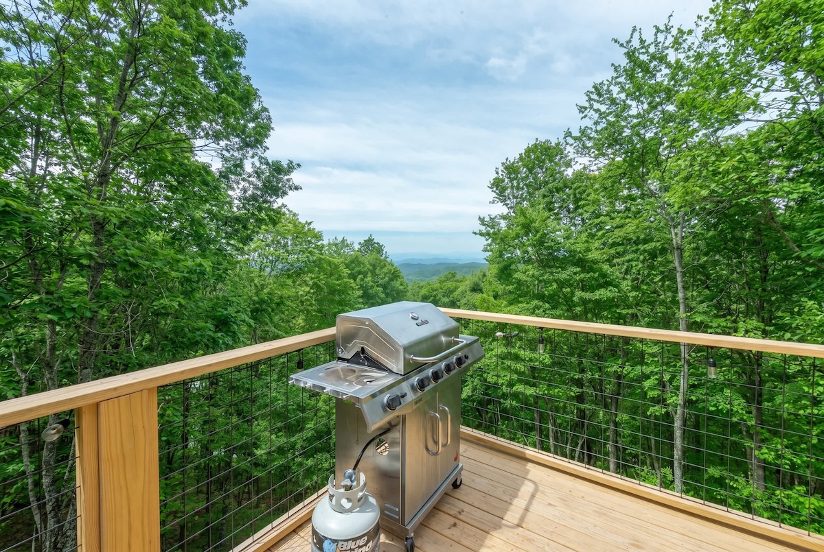 Grill and outdoor dining