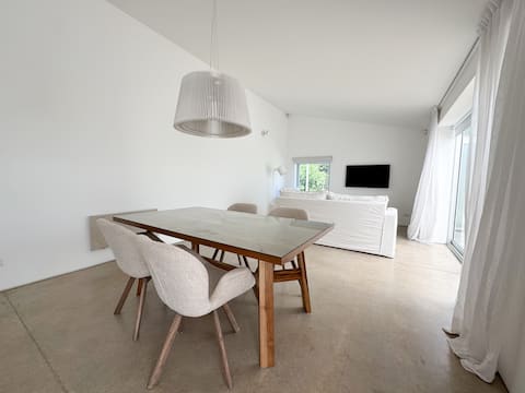Propiedad de Airbnb exitosa: Two of the Beach en San Jacinto