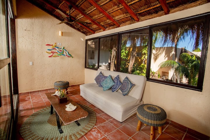 Apartment Equiped Steps From The Beach - Holbox