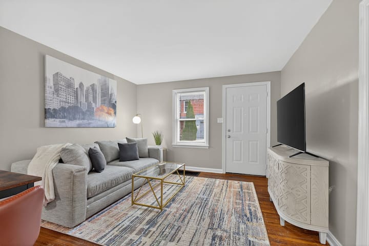 Peaceful 2-bedroom In The Heart Of Grandview! - Columbus, OH