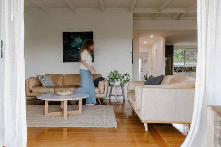 The Whalers House - Bicheno