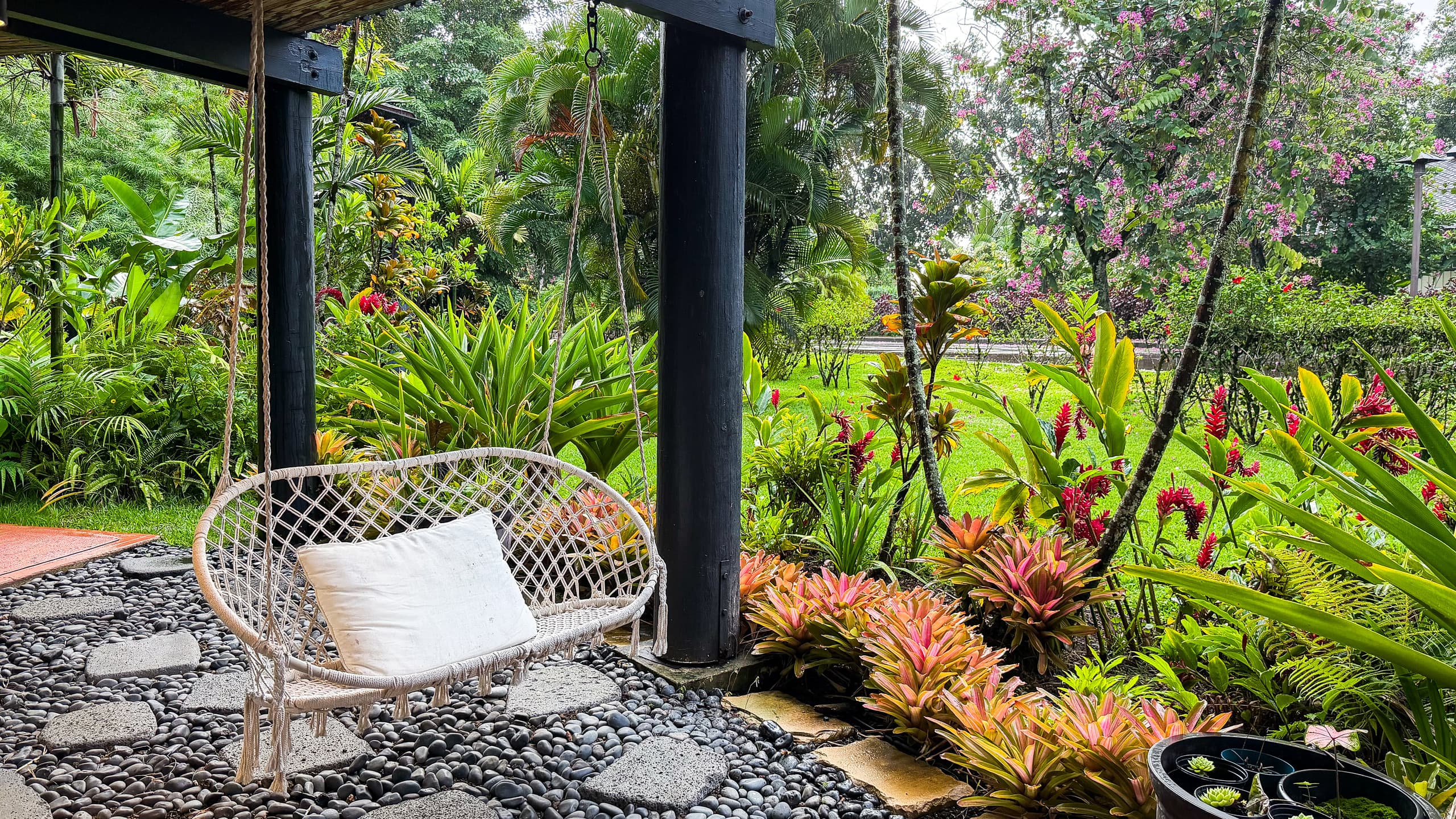Condo in Princeville · ★5.0 · 2 bedrooms · 2 beds · 2 baths - Image 11