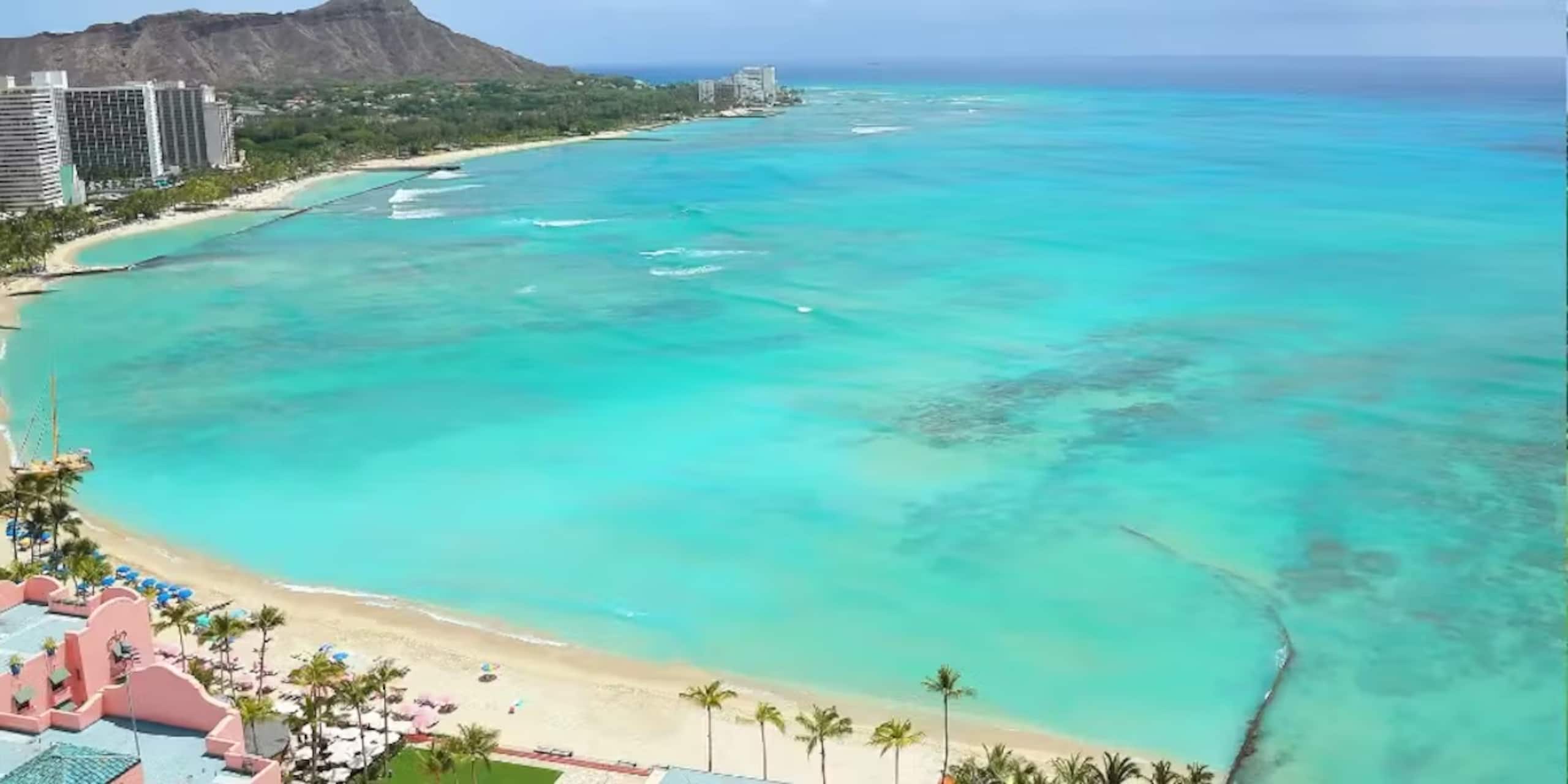 Condo in Honolulu · ★4.71 · 1 bedroom · 4 beds · 1 bath - Image 35