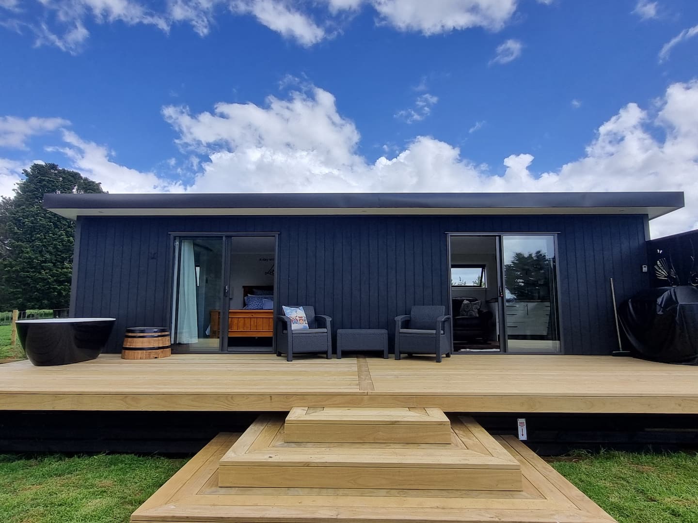 Ruru Retreat Where Comfort Meets Nature's Magic 2