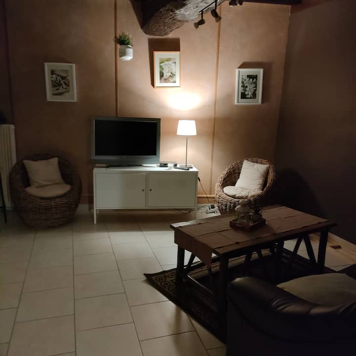 Gîte En Pleine Nature - ボーヌ