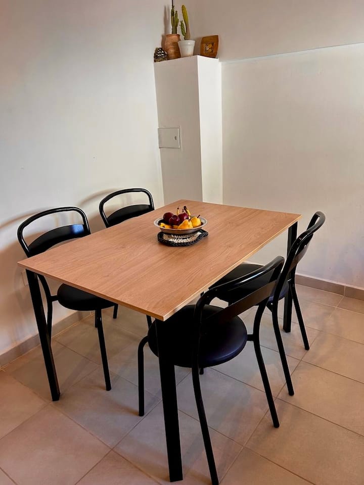 Monoambiente Totalmente Equipado Para Dos Personas - Puerto Madryn