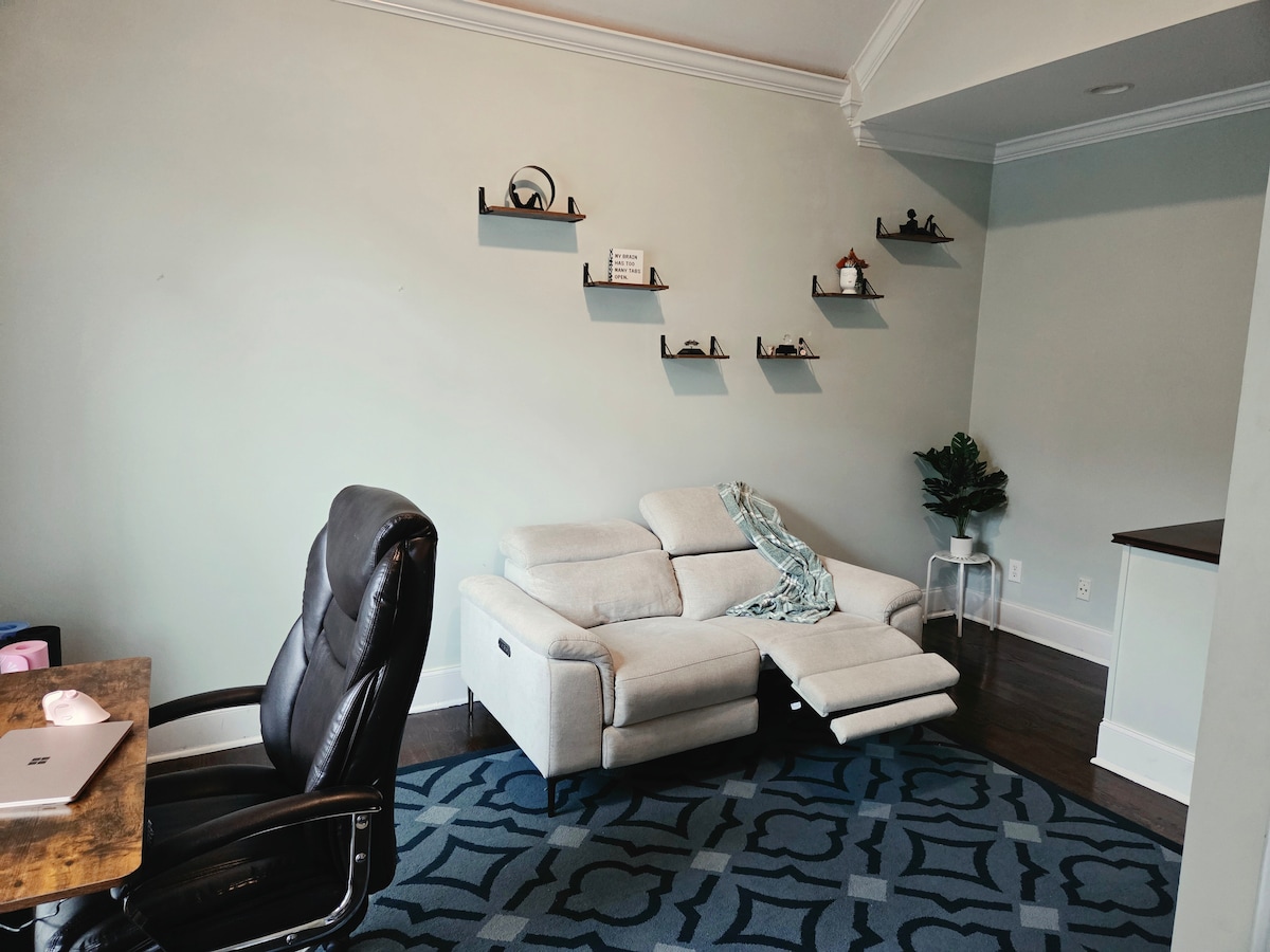 Spacious 5BR Home • Ideal for families