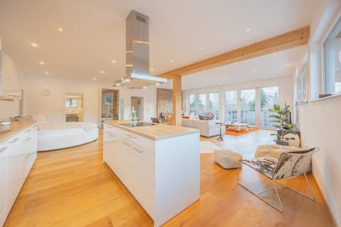 136 m² penthouse | city | modern | near the thermal baths