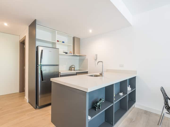 Kitnet em Monserrat para 2 pessoas no Congresso