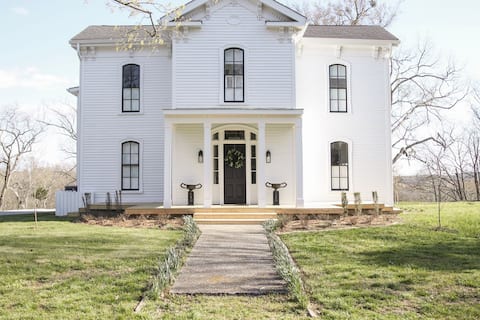 Conveniently Located House On The River