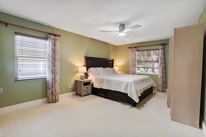Master bedroom with King bed and Smart TV. 