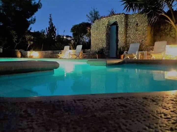Peaceful Private Villa With Pool Near Golden Bay - Malte