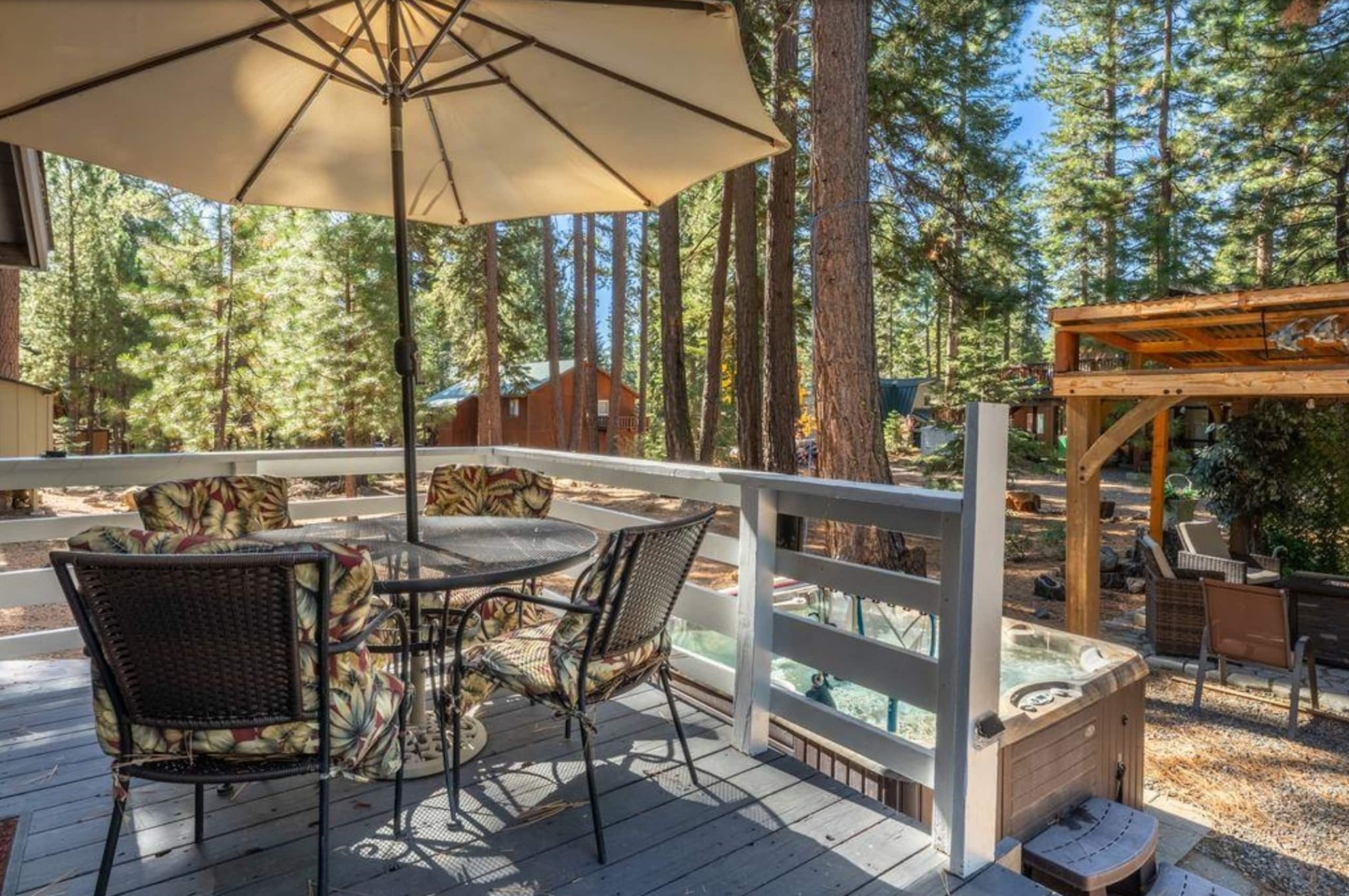 Cozy Carnelian Bay Home, Hot Tub, Beach & Skiing - Photo 15