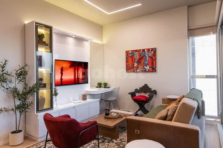 Petra Tower Luxury 2 Br Apt W/ Resto, Pool & Gym - Asunción