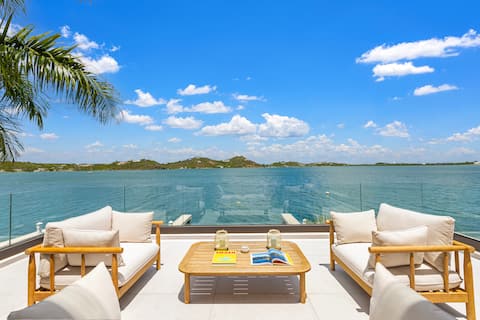 Lagoon Villa