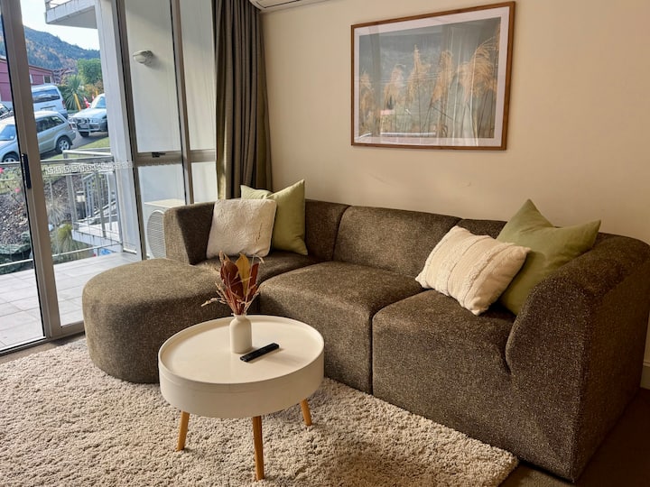 Queenstown Apartment - 2 Min Walk To Town Centre! - Queenstown