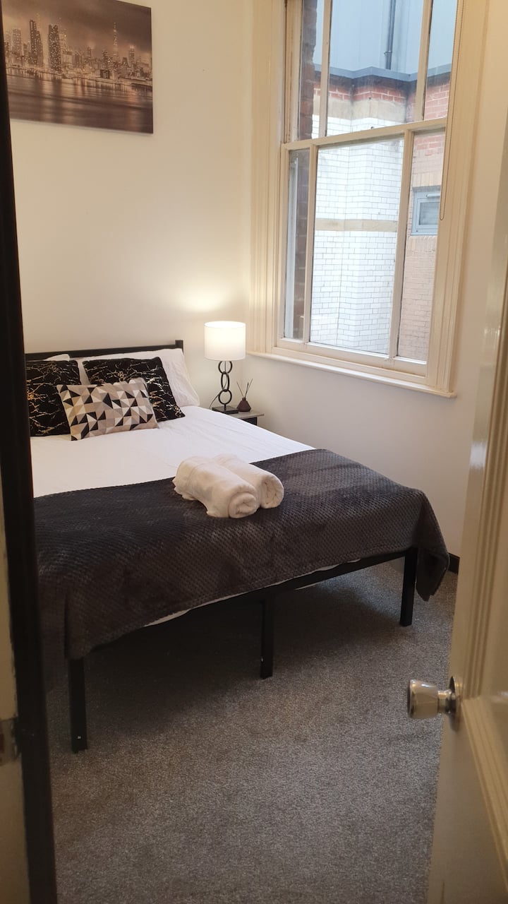 غرفة النوم 2